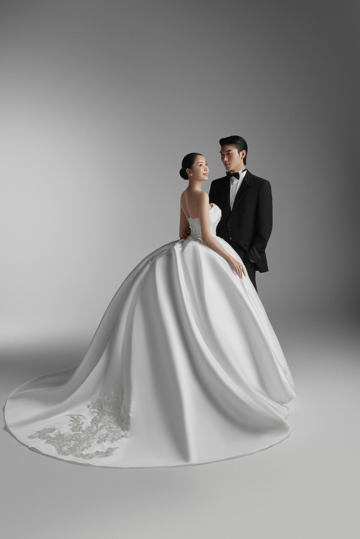 Xu hướng chụp ảnh cưới Hàn Quốc đơn giản nhưng thu hút