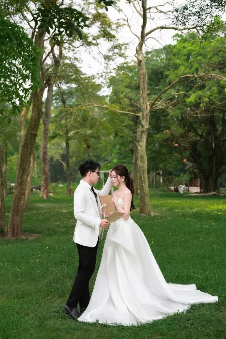 Ánh & Phi
