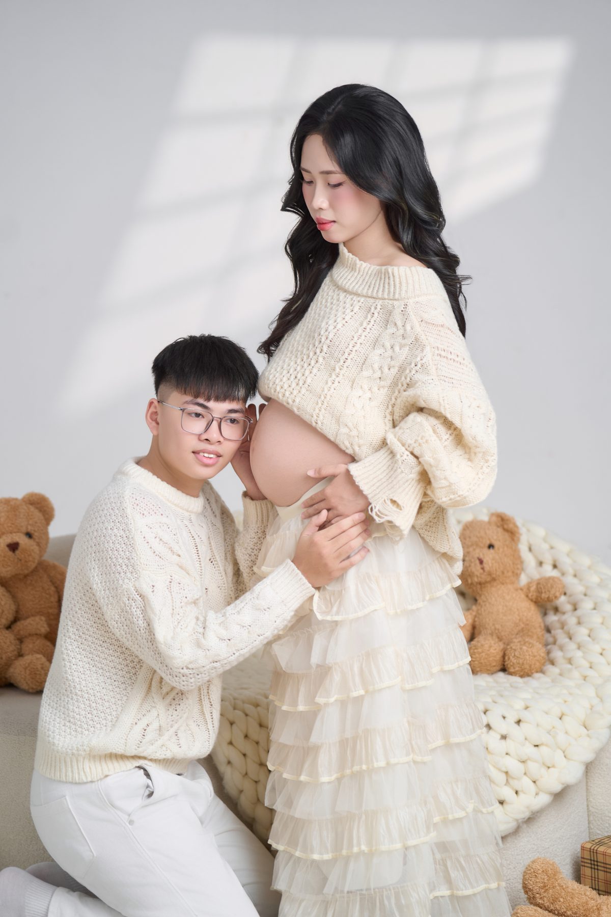 Kinh nghiệm chụp ảnh mẹ bầu đẹp, sáng tạo trong Studio