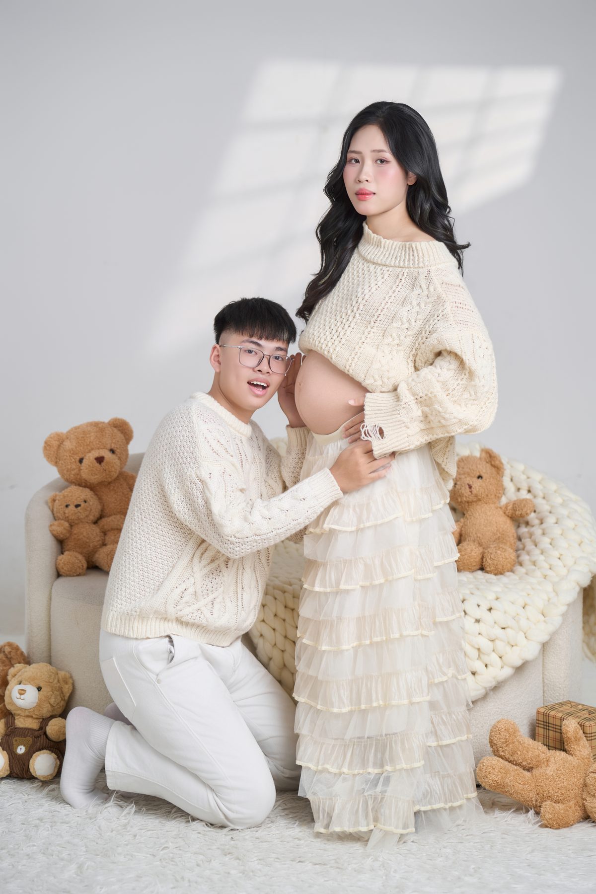 Kinh nghiệm chụp ảnh mẹ bầu đẹp, sáng tạo trong Studio