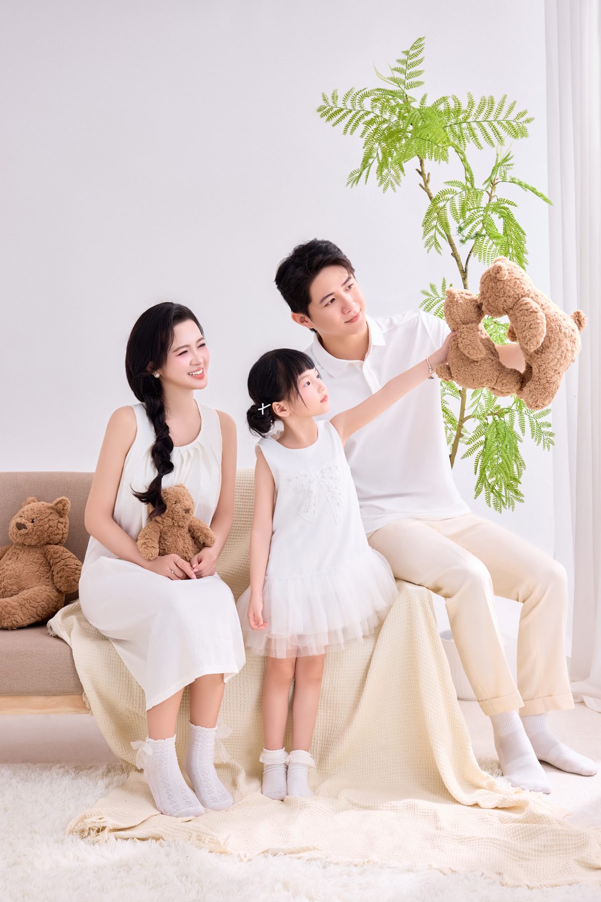 TOP 8 CÁCH TẠO DÁNG CHỤP ẢNH GIA ĐÌNH CHƯA BAO GIỜ LỖI THỜI