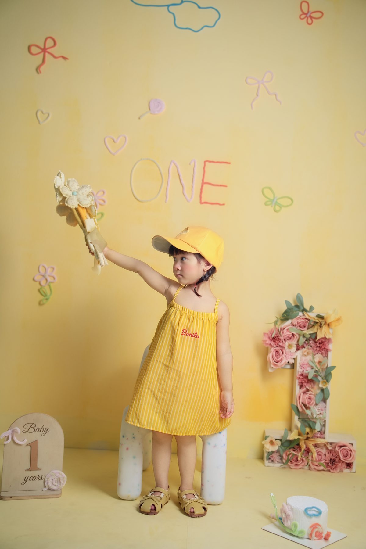 MÁCH BỐ MẸ KINH NGHIỆM LỰA CHỌN TRANG PHỤC CHỤP ẢNH CHO BÉ TRONG STUDIO