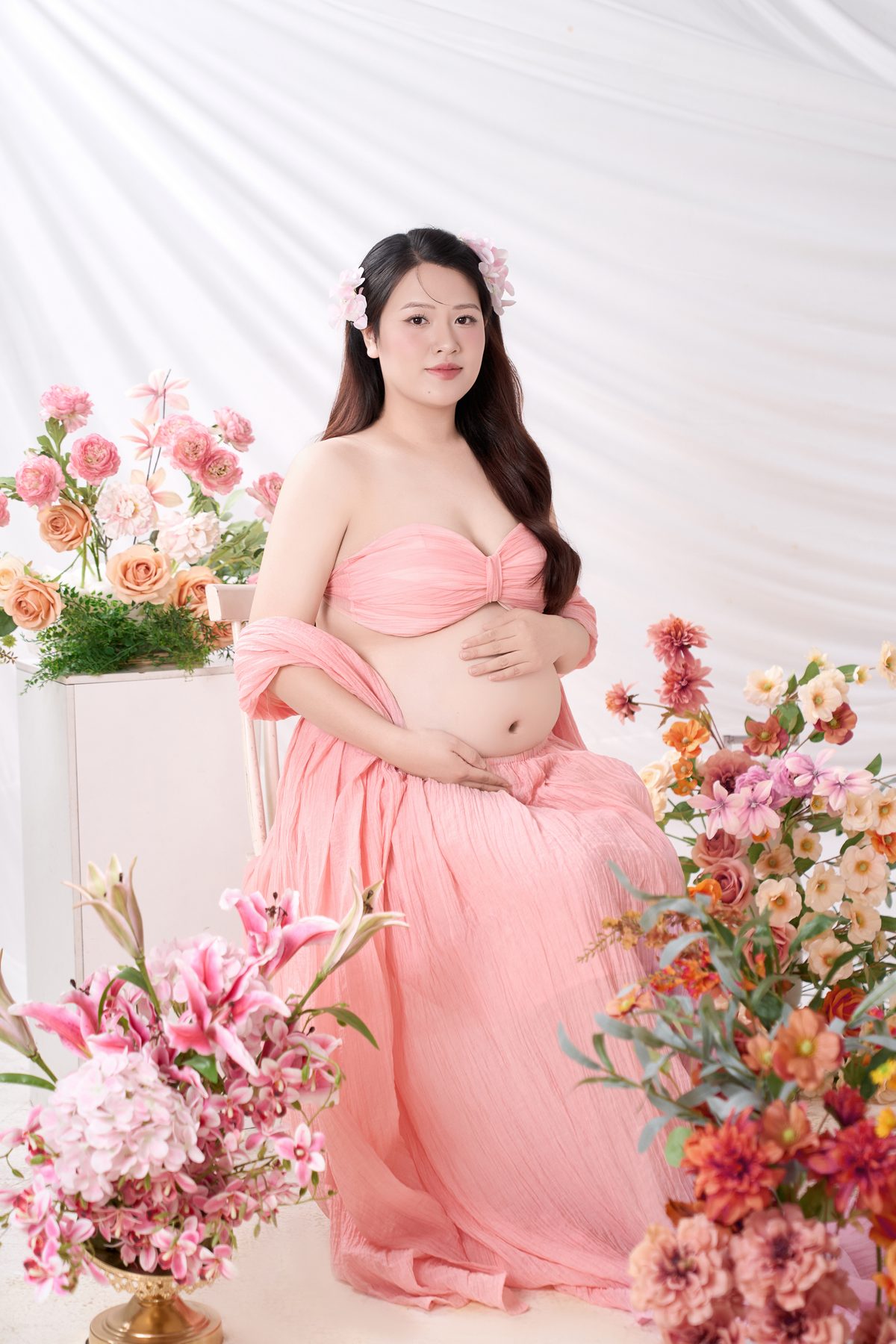 Hướng Dẫn Cách Tạo Dáng Chụp Ảnh Mẹ Bầu Đẹp - Góc Nhìn Tình Cảm và Tự Nhiên
