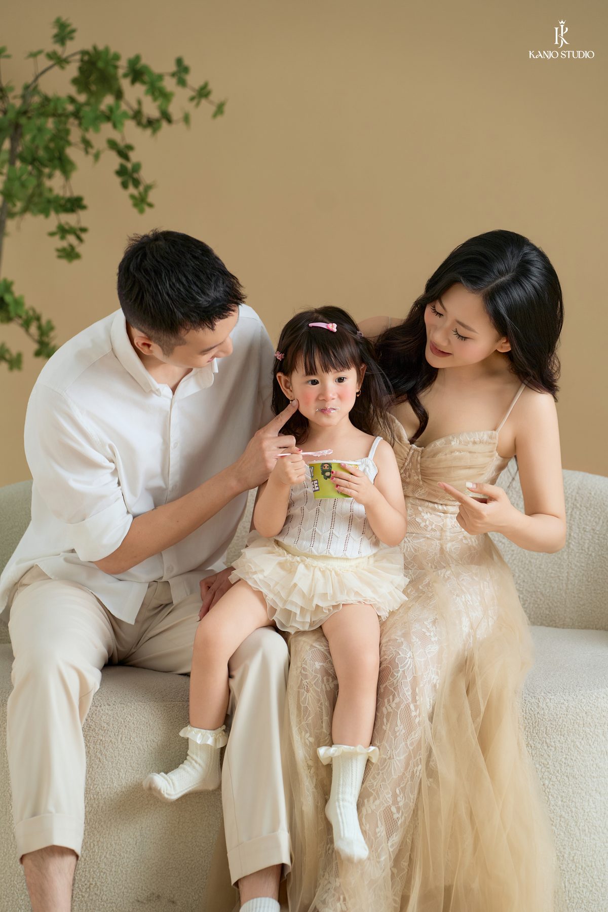 Nghệ thuật ghi chép thời gian - Bức ảnh gia đình như một cuốn sổ nhật ký lưu giữ kỷ niệm đẹp