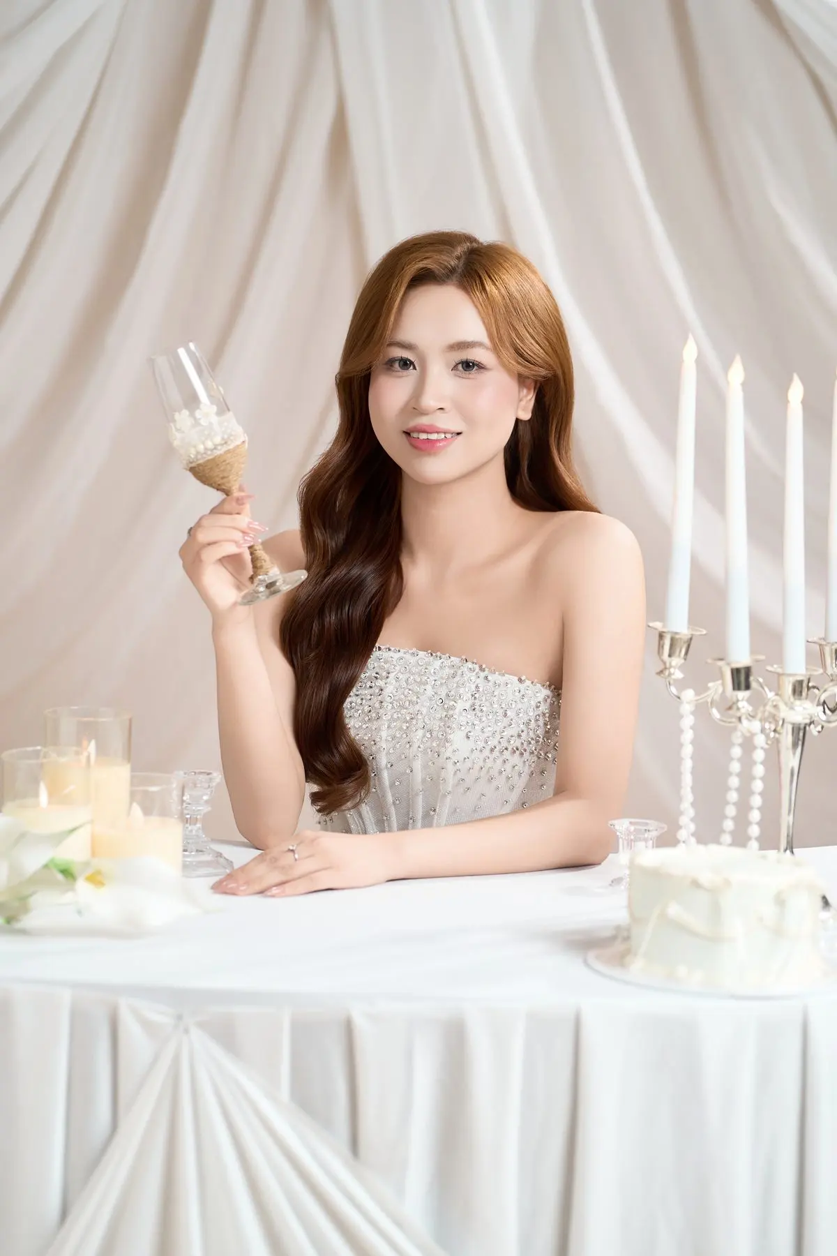 Thời trang tiệc trắng - Kanjo Studio