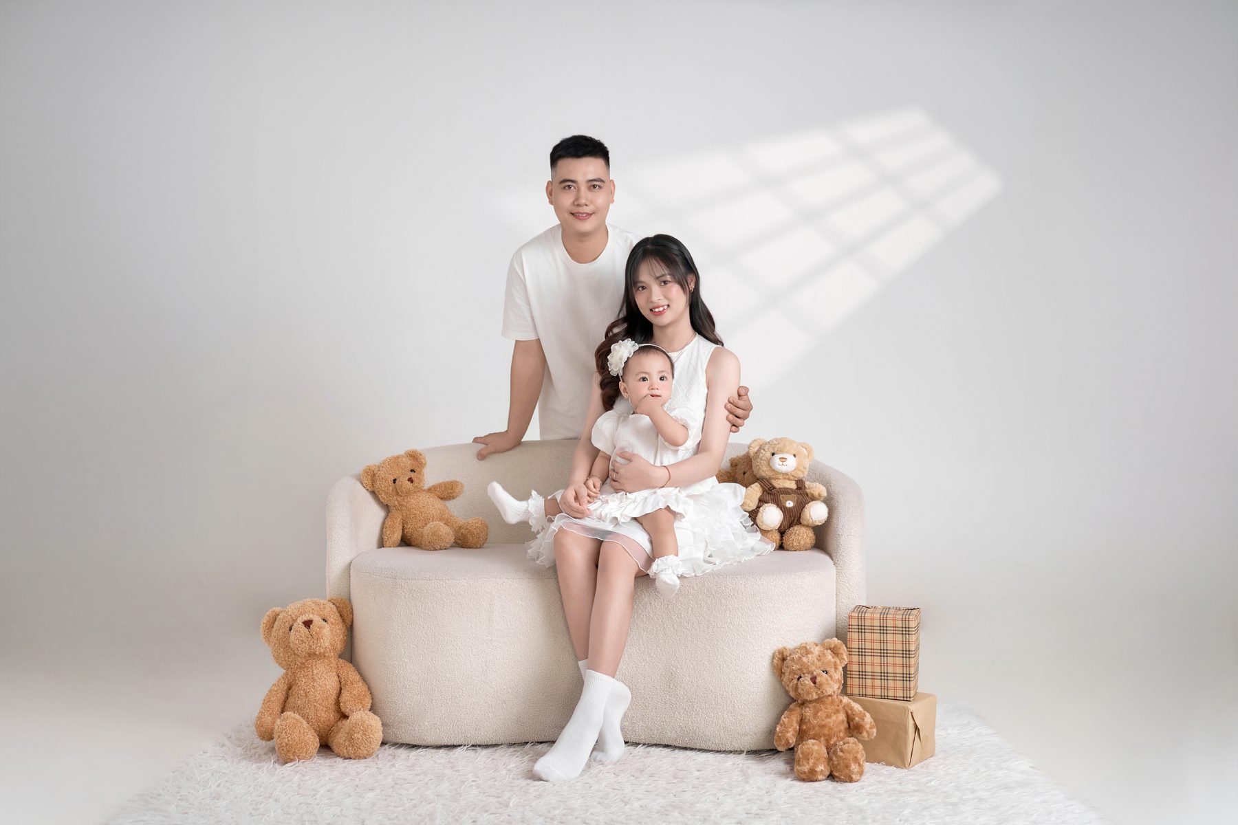 Nghệ thuật ghi chép thời gian - Bức ảnh gia đình như một cuốn sổ nhật ký lưu giữ kỷ niệm đẹp